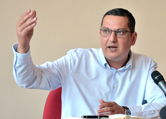 Consilierul local Razvan Mares Directoarea tehnica a primariei nu face fata situatiei