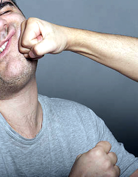 Lovit fara justificare