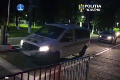 PERCHEZITII IN JUDETUL HUNEDOARA INTR UN DOSAR PENAL PENTRU INFRACTIUNI DE PIRATERIE SOFTWARE SI INSELACIUNE
