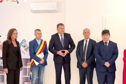 Noua cules din Uricani construita prin Programul Sfanta Ana a fost inaugurata de ministrul Dezvoltarii Lucrarilor Publice si Administratiei Cseke Attila