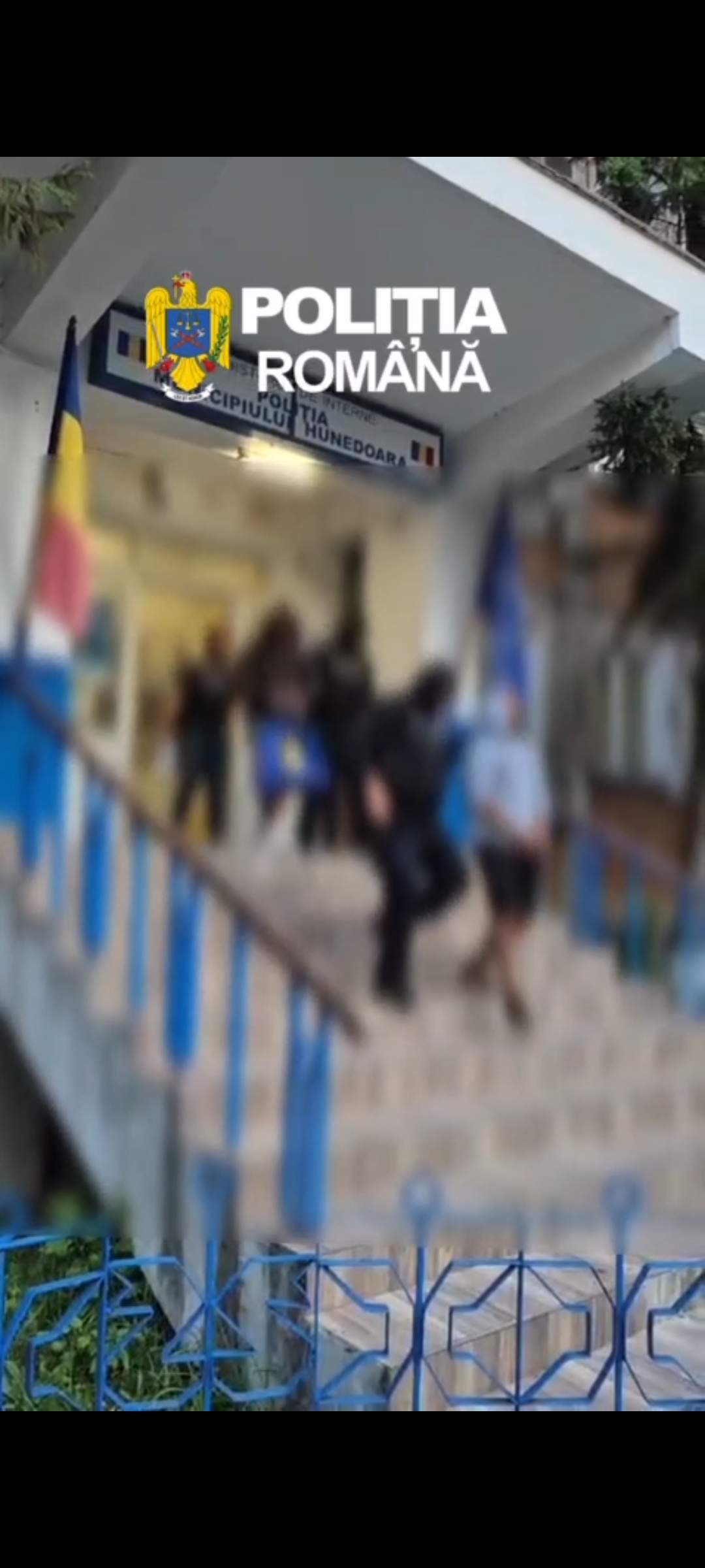 opt persoane in priza poliiei dupa o incierare in hunedoara