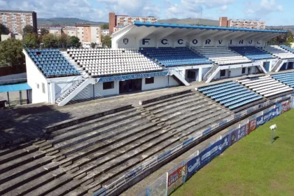 Corvinul Hunedoara își ia rămas bun de la stadionul legendar
