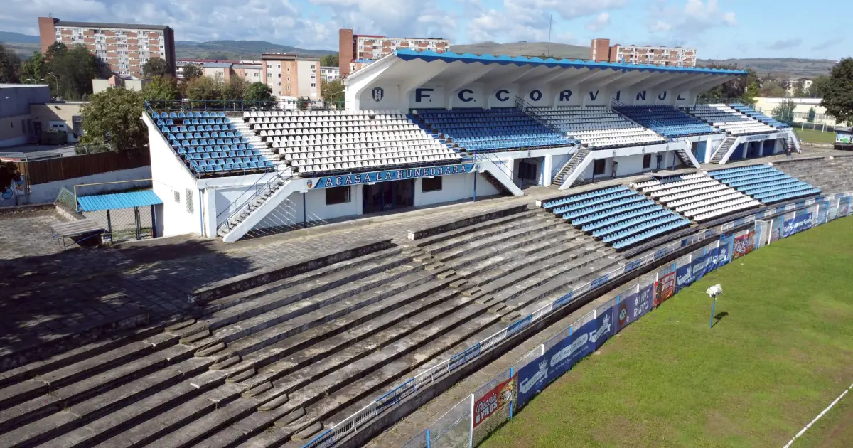 Corvinul Hunedoara își ia rămas bun de la stadionul legendar