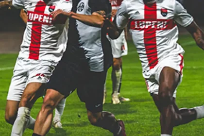 O seară memorabilă pe stadionul din Petroșani