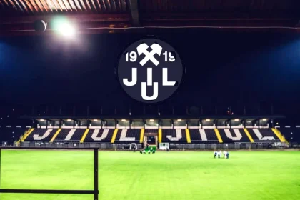 Omologare oficială pentru stadionul din Petroșani