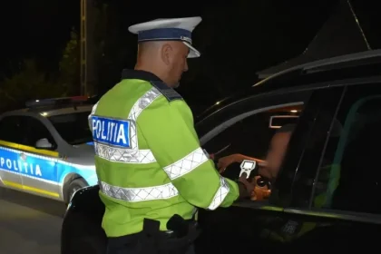 Polițiștii din Simeria au scos din trafic un șofer beat