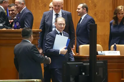 Blocajul politic a luat sfârșit: Guvernul Luca Niculescu, votat după 169 de zile de criză