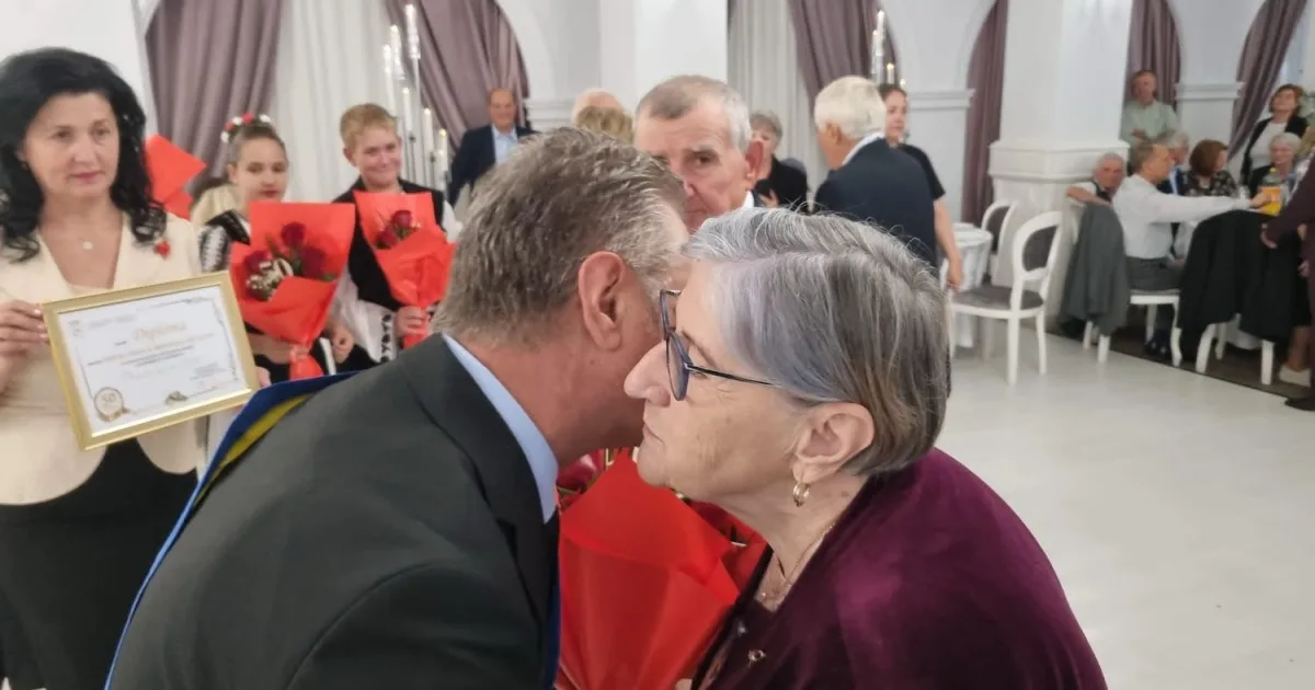 Nunta de aur – peste 100 de cupluri din Hunedoara, sărbătorite, felicitate și premiate