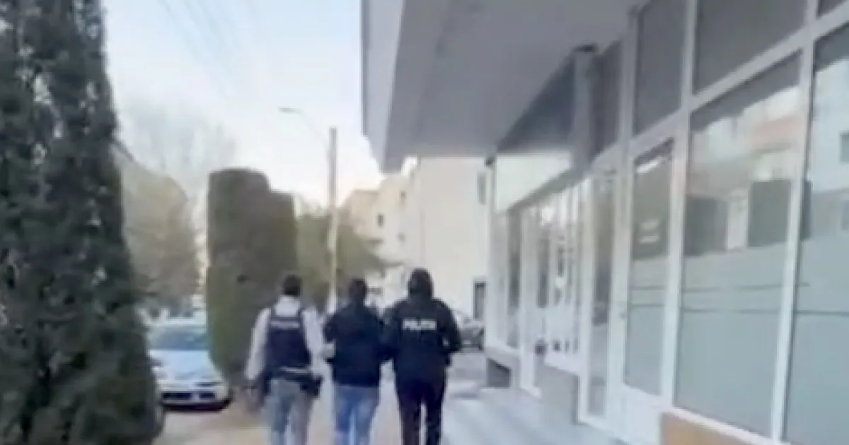 Tânăr reținut 24 de ore după o agresiune în Brad